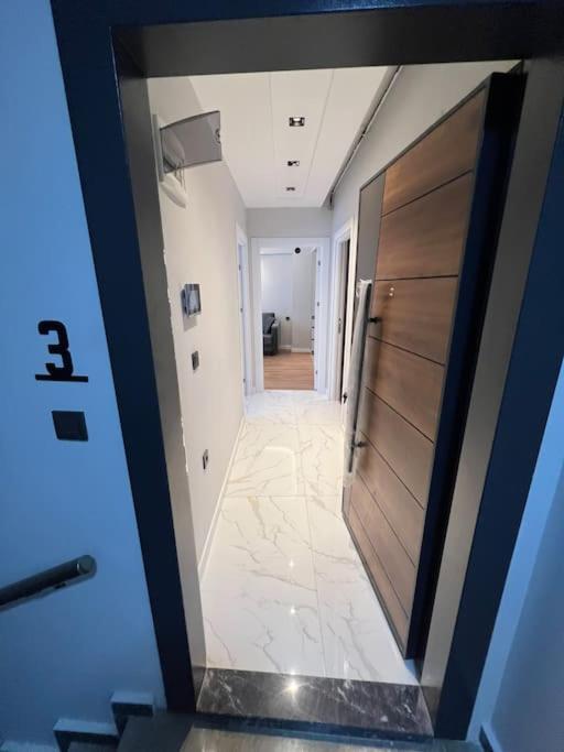 Zeytinburnu Merkezi Konumda, Sifir Daire & Esyalar Apartman Isztambul Kültér fotó