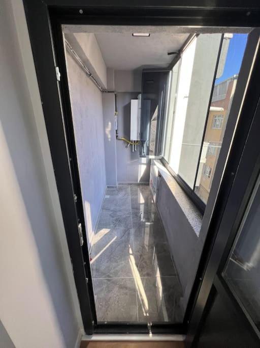 Zeytinburnu Merkezi Konumda, Sifir Daire & Esyalar Apartman Isztambul Kültér fotó