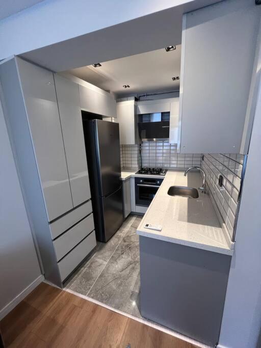 Zeytinburnu Merkezi Konumda, Sifir Daire & Esyalar Apartman Isztambul Kültér fotó